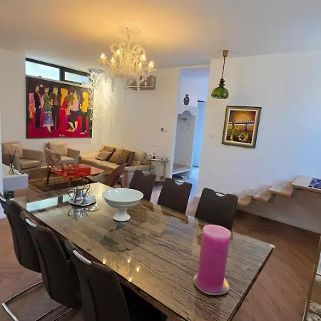 Perla Apartman *